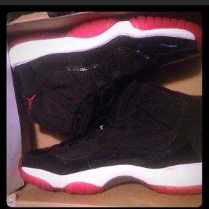 Jordan Bred size 6(gs)